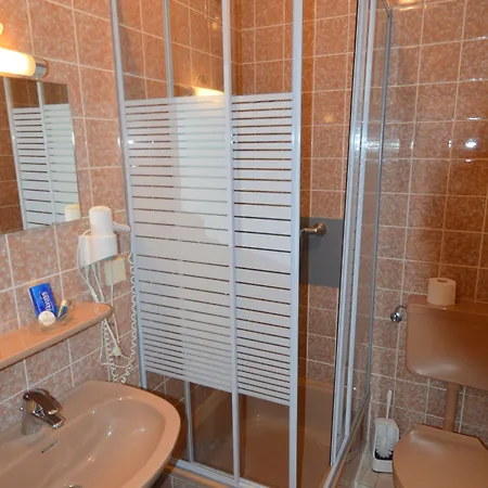 Waldesruh 3* Welschneudorf